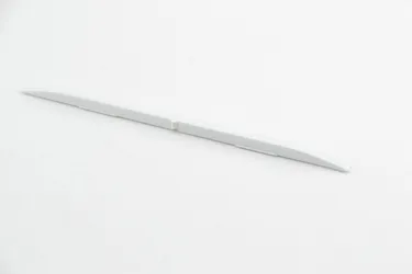 Plastový proužek pro hliníkový rám