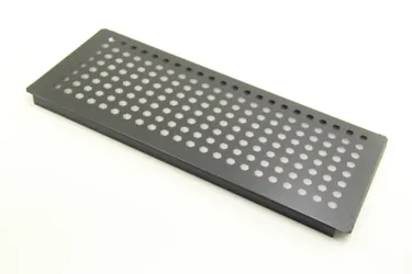 Kovová přední mřížka