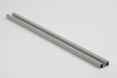 Short White Bumper Bar