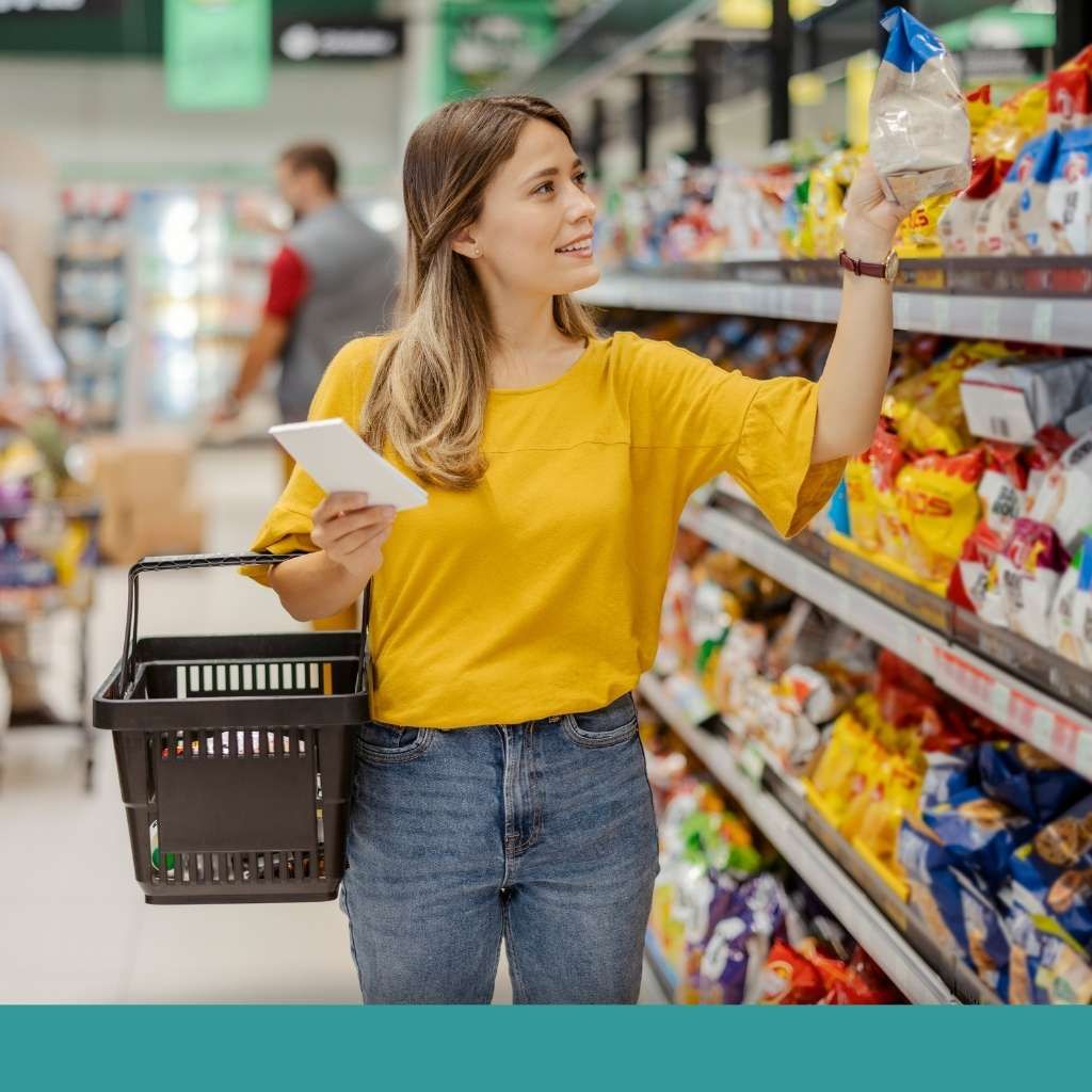 retail space - shopper is happy with her customer experience