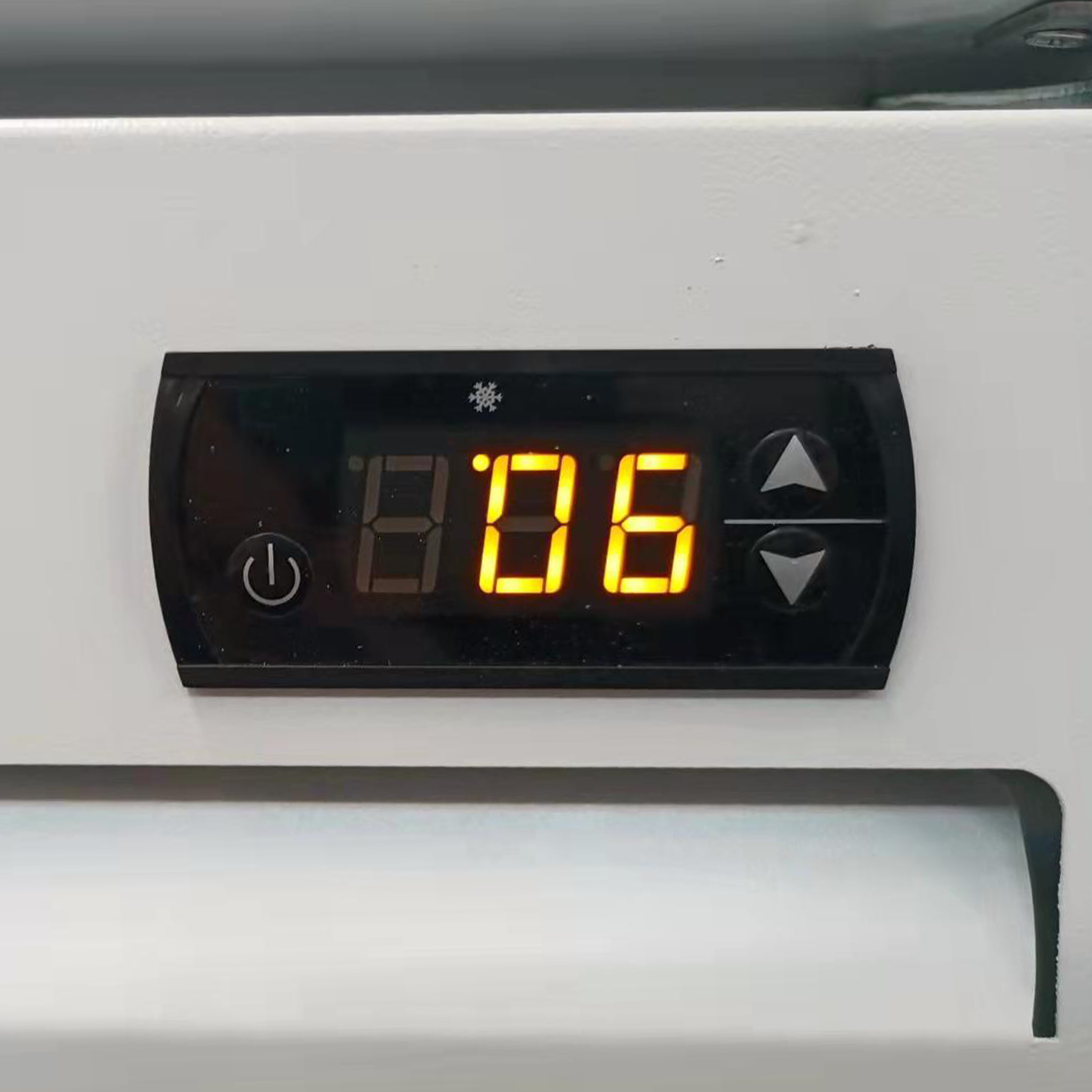 Drankenkoeling smal - Glasdeur - ARV165